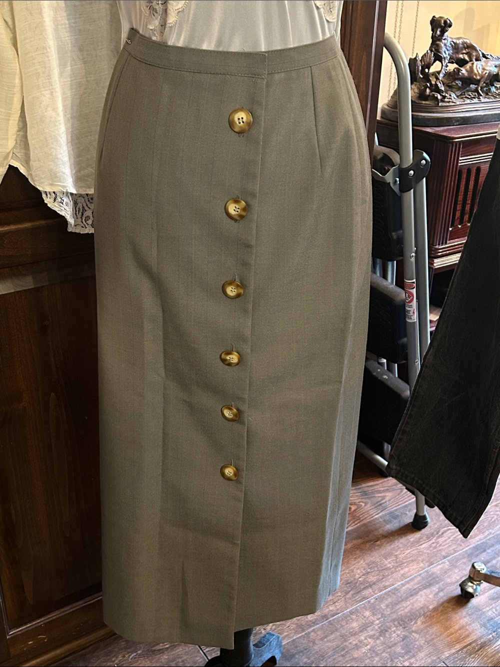 Harve Benard Sz 2 Olive Green Button-Front Pencil Skirt